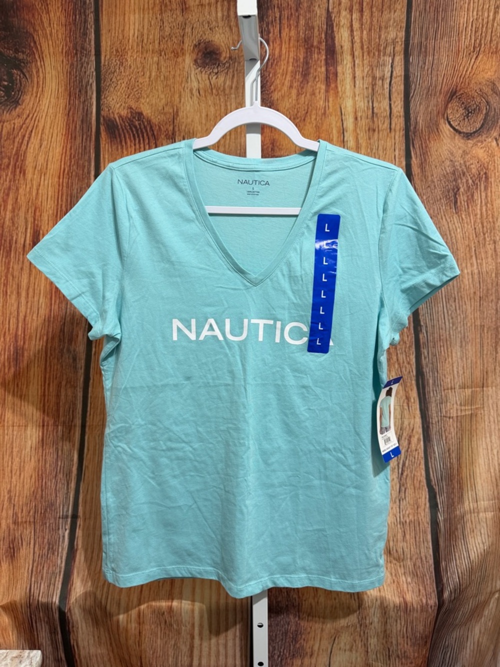 NWT! Nautica V-neck Cotton Tee Size L